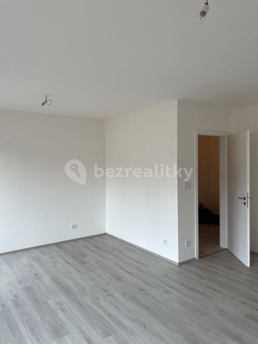 Prenájom bytu 1-izbový 37 m², Na Perštýně, Liberec, Liberecký kraj