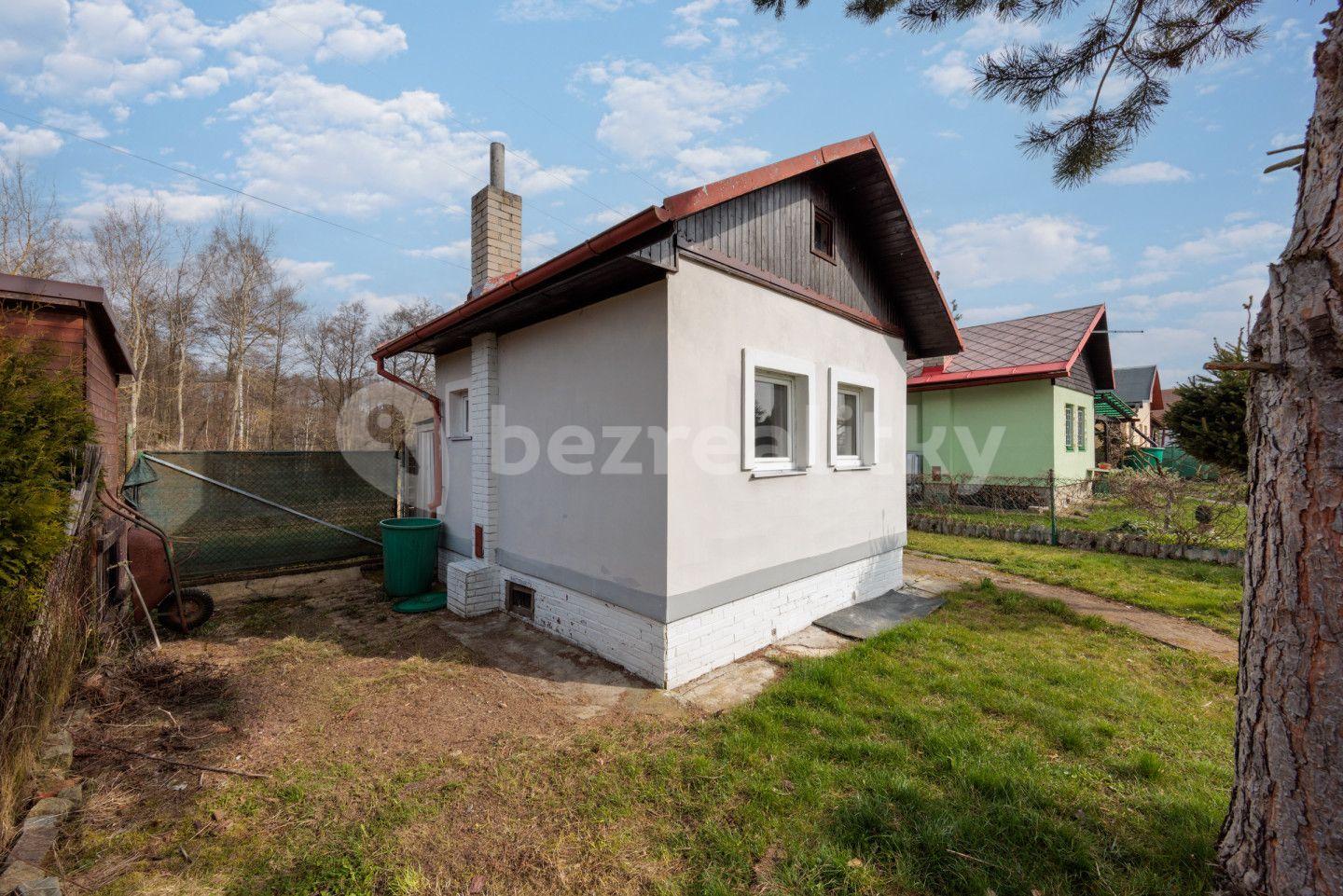 Predaj pozemku 376 m², Jenišov, Karlovarský kraj