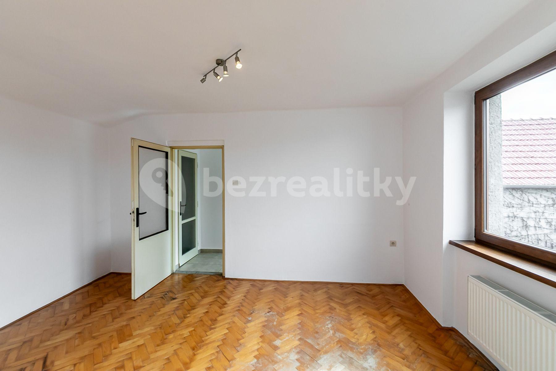 Predaj domu 200 m², pozemek 462 m², Charvatce, Martiněves, Ústecký kraj