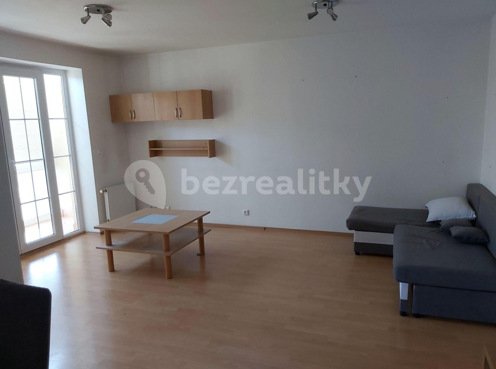 Prenájom bytu 2-izbový 45 m², Okružní, Vestec, Středočeský kraj