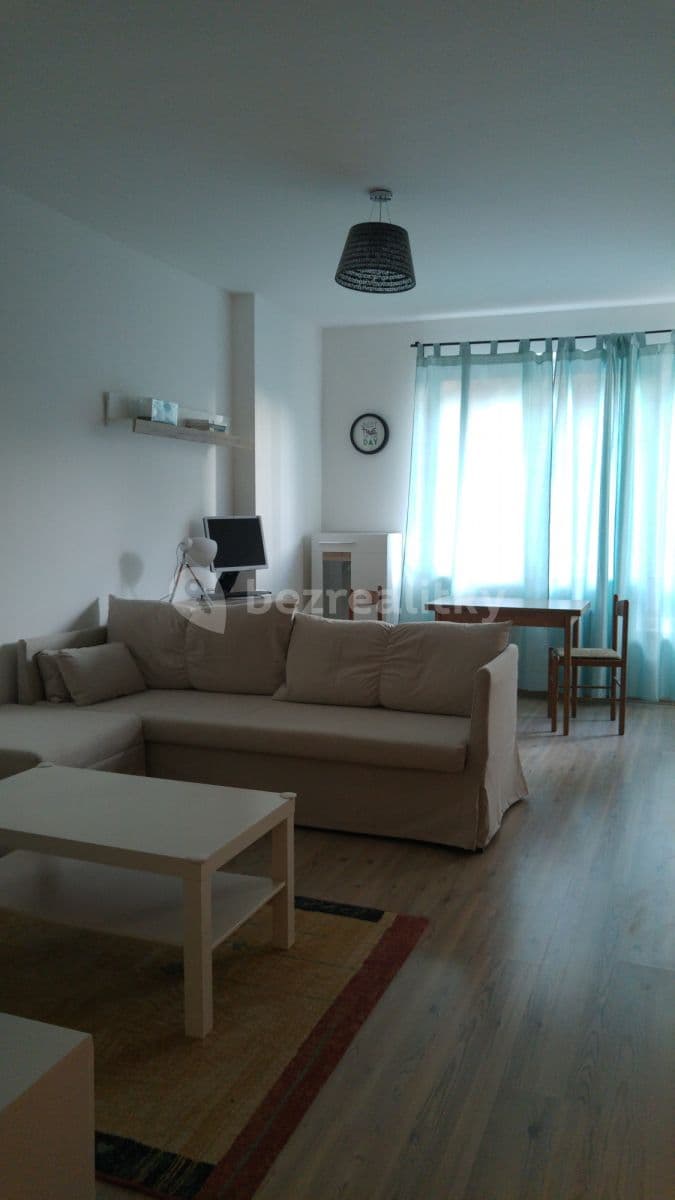 Prenájom bytu 2-izbový 67 m², V Zahradách, Praha, Praha