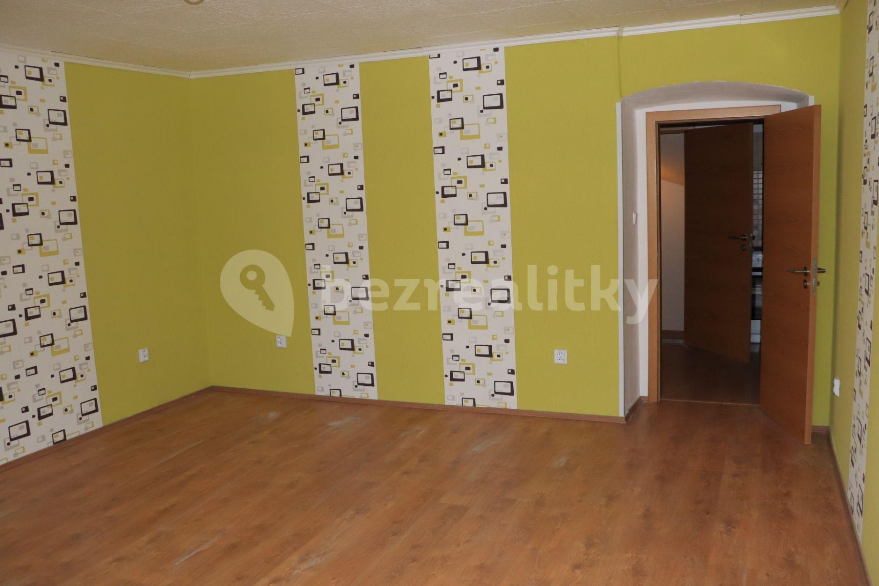 Prenájom bytu 2-izbový 57 m², nám. T. G. Masaryka, Smečno, Středočeský kraj