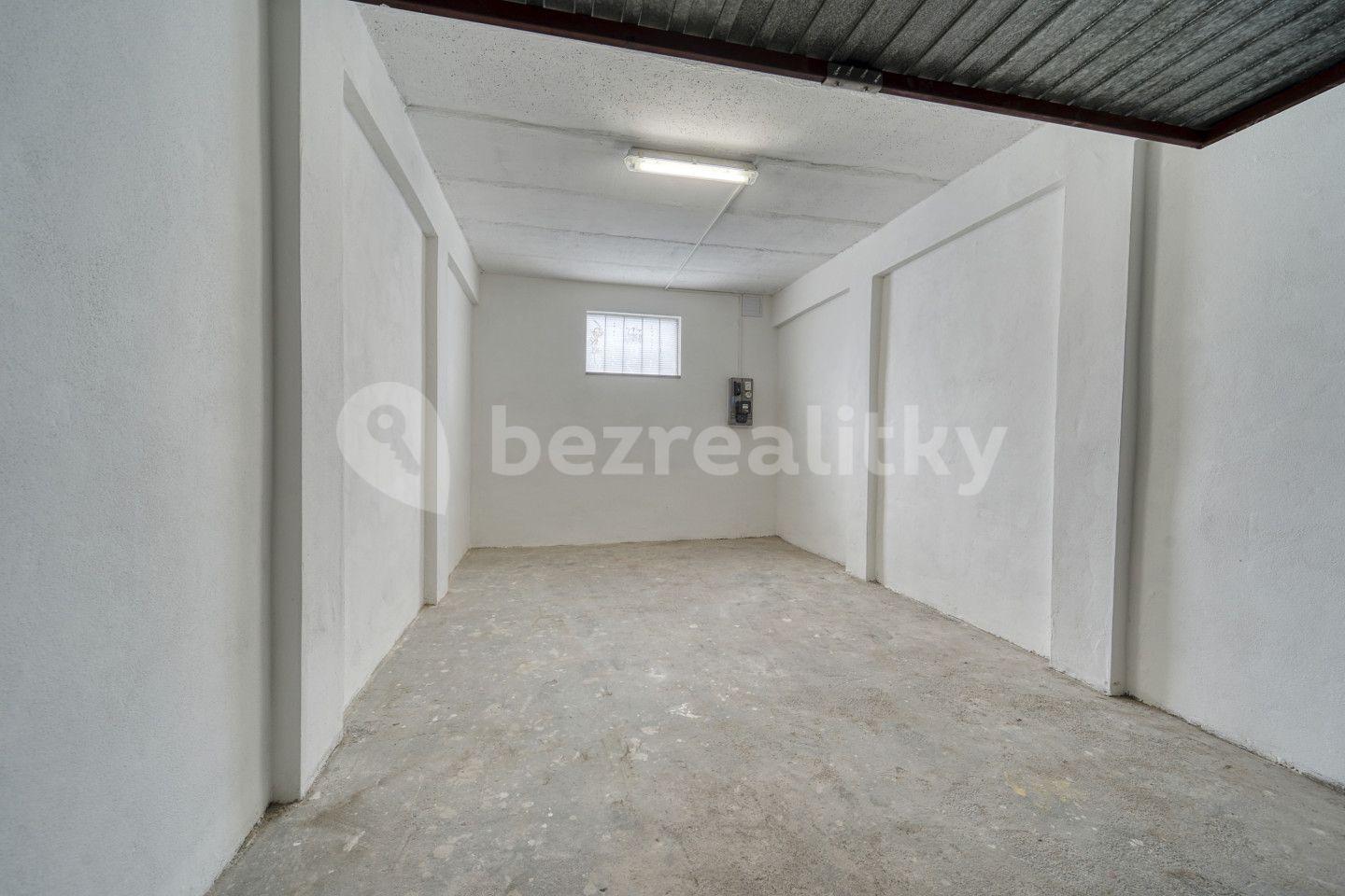 Predaj garáže 755 m², Čermákova, Plzeň, Plzeňský kraj