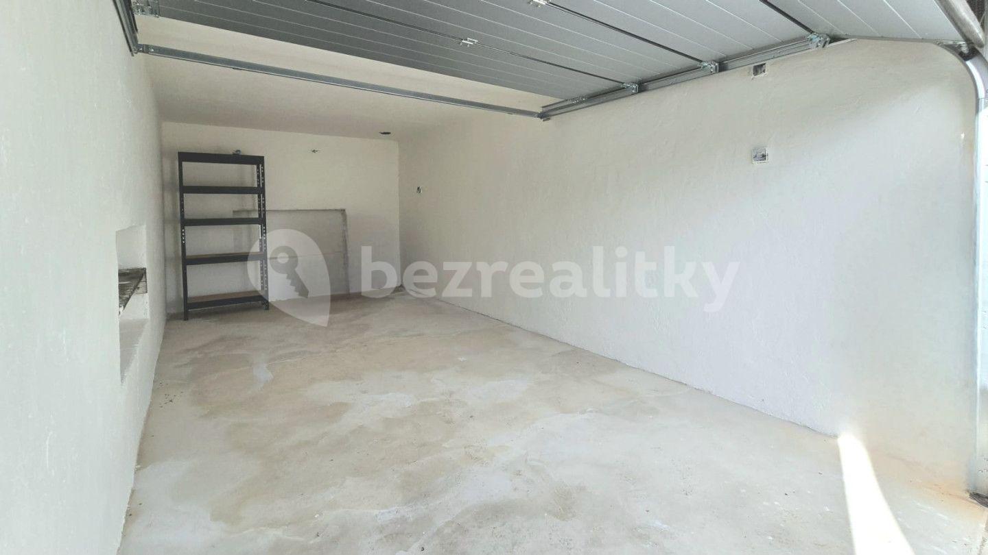 Predaj garáže 18 m², Mladoboleslavská, Mělník, Středočeský kraj