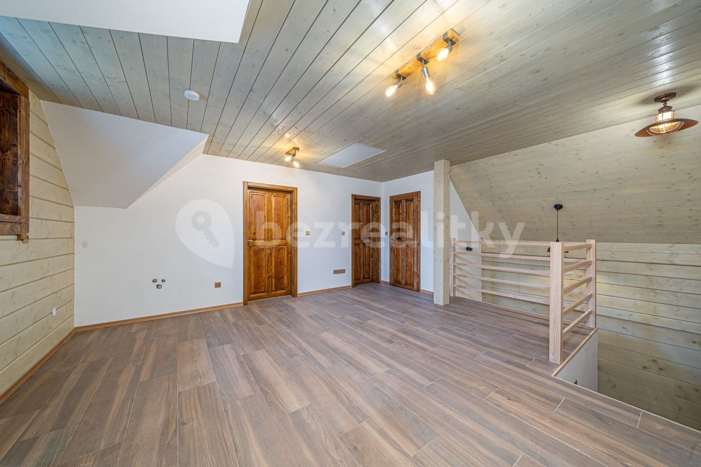 Predaj domu 180 m², pozemek 1.078 m², Nový Hrozenkov, Zlínský kraj