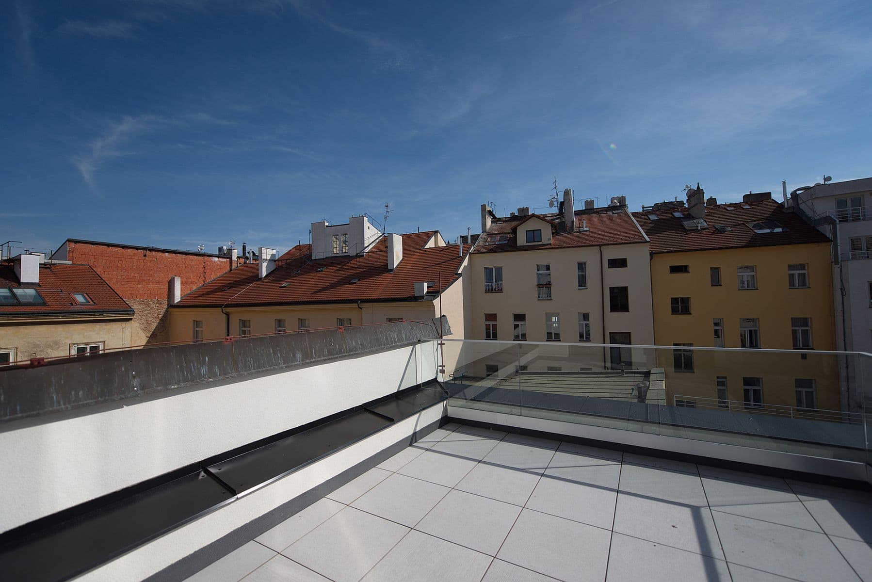 Prenájom bytu  90 m², Soukenická, Praha, Praha