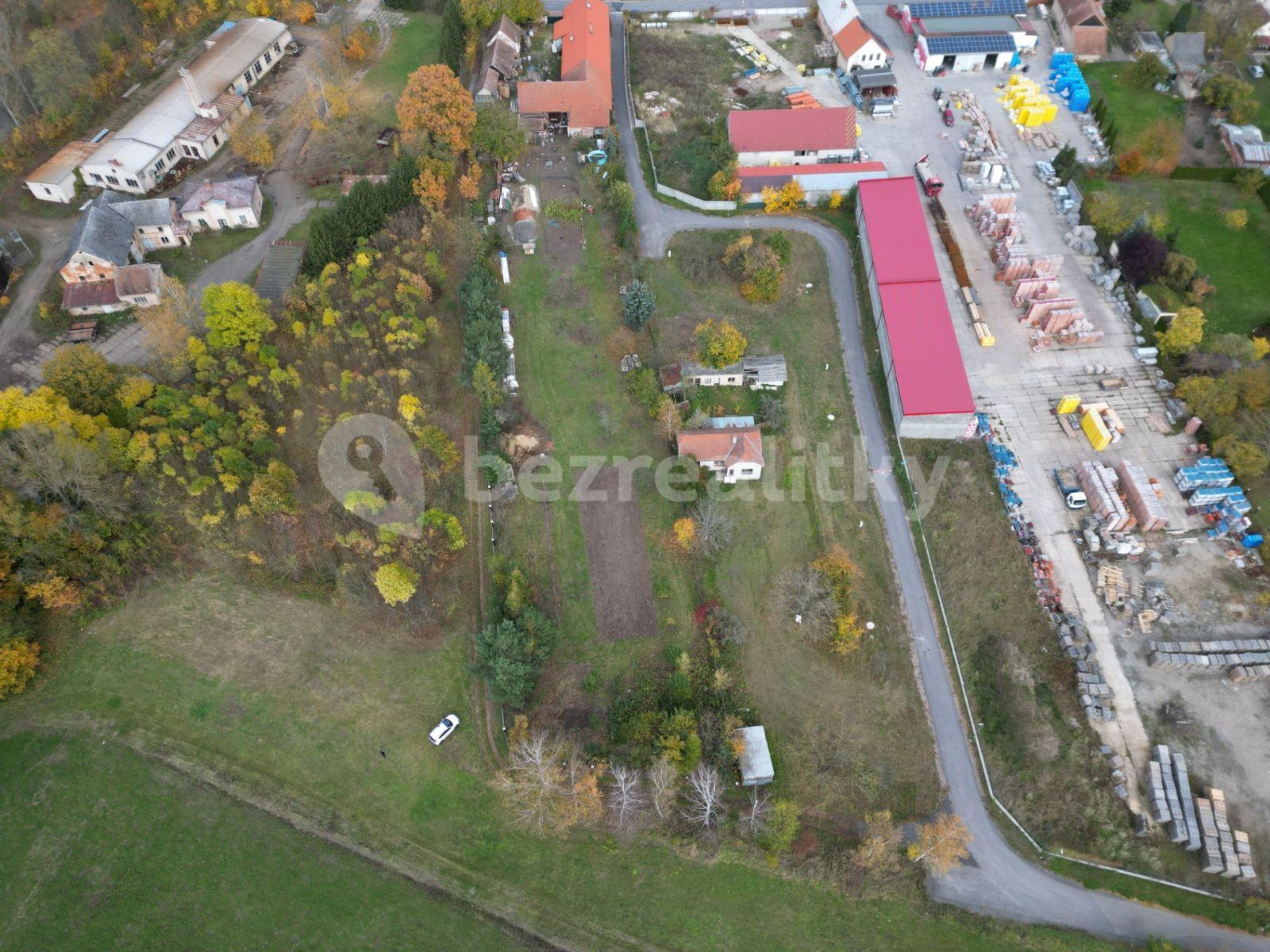 Predaj pozemku 955 m², Chlumec nad Cidlinou, Královéhradecký kraj