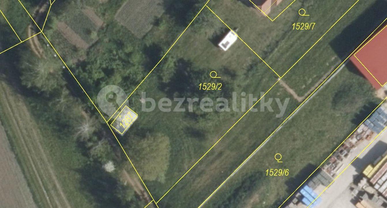 Predaj pozemku 955 m², Chlumec nad Cidlinou, Královéhradecký kraj
