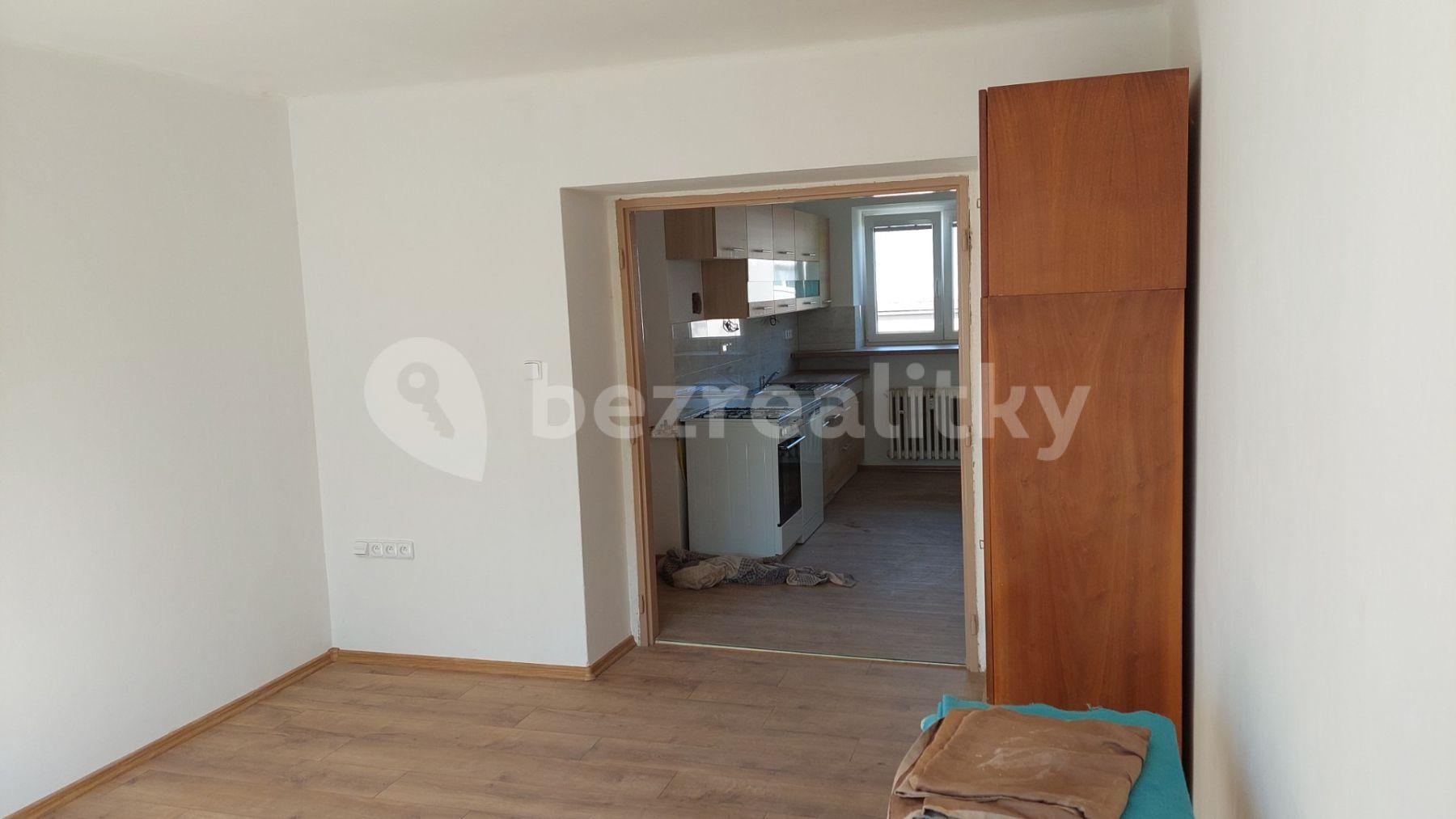 Prenájom bytu 2-izbový 54 m², Jasenická, Vsetín, Zlínský kraj