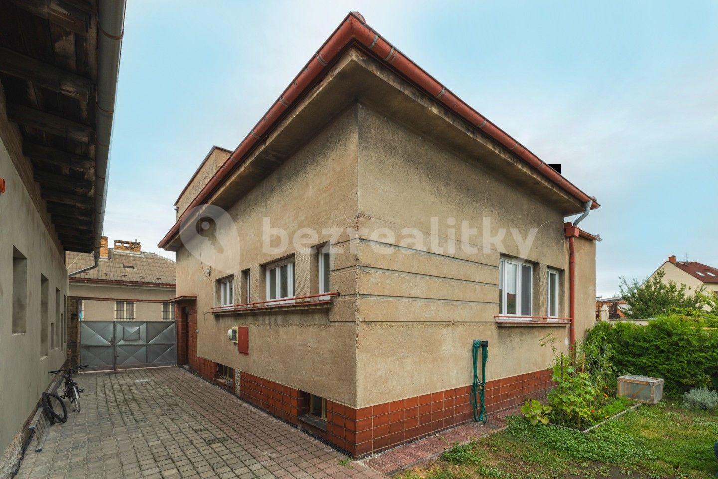 Predaj domu 263 m², pozemek 497 m², Petra Bezruče, Nymburk, Středočeský kraj
