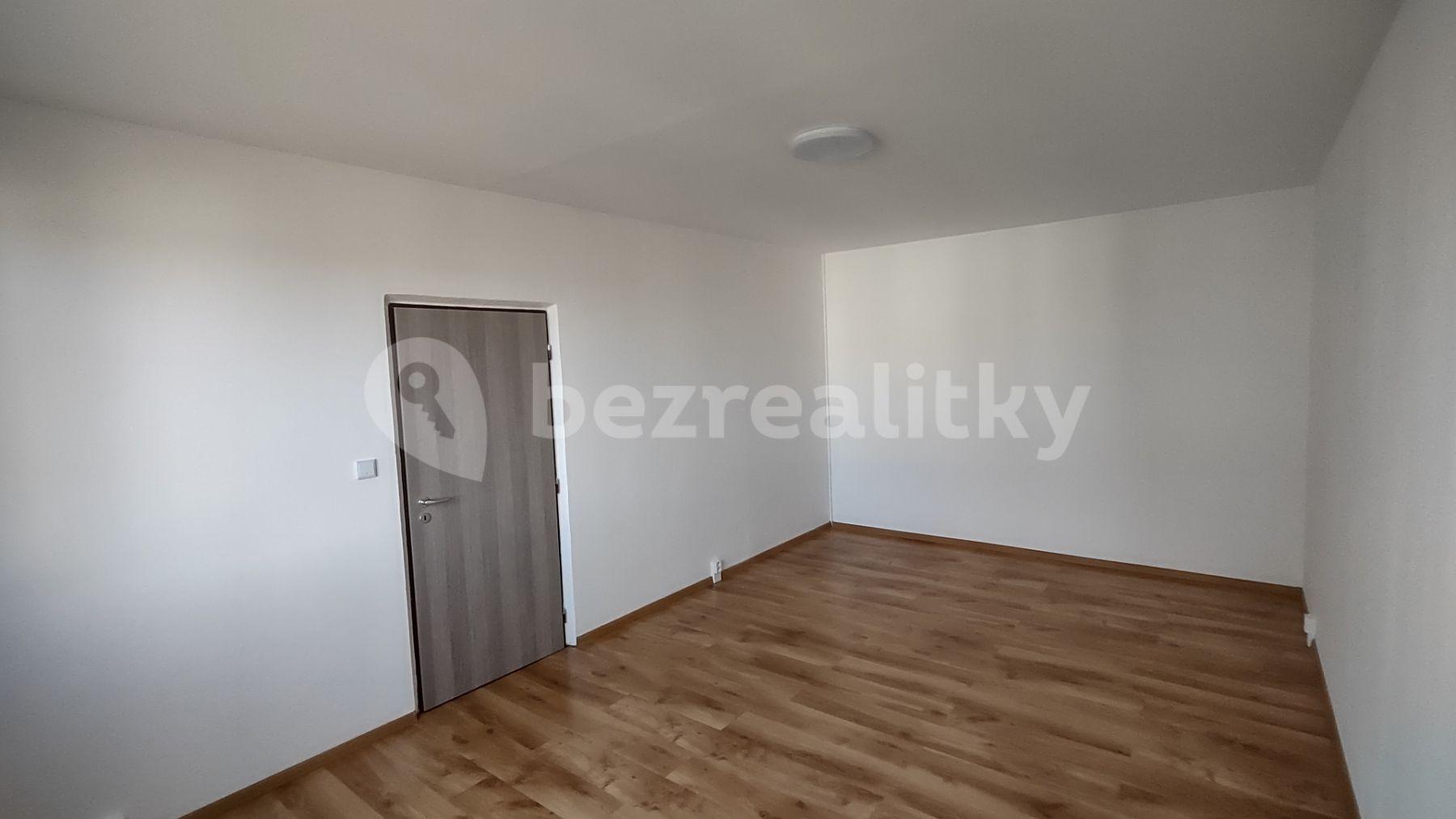 Prenájom bytu 1-izbový 39 m², Hálkova, Starý Plzenec, Plzeňský kraj