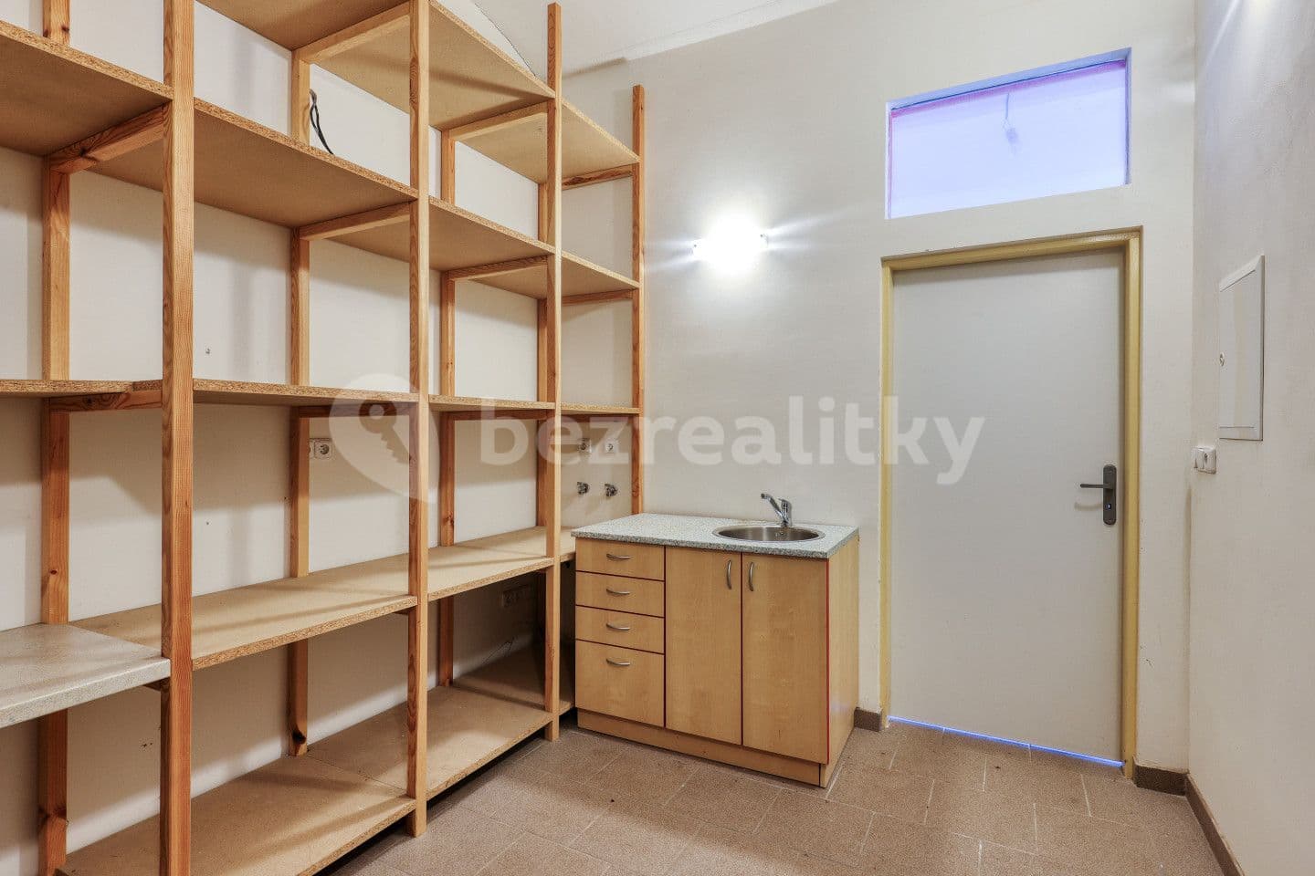 Predaj kancelárie 142 m², Chebská, Karlovy Vary, Karlovarský kraj