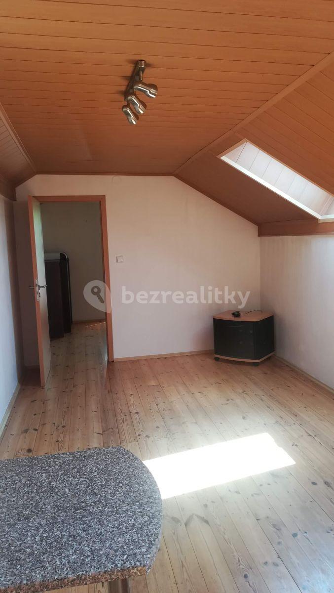 Prenájom bytu 2-izbový 42 m², Ivana Olbrachta, Mnichovo Hradiště, Středočeský kraj