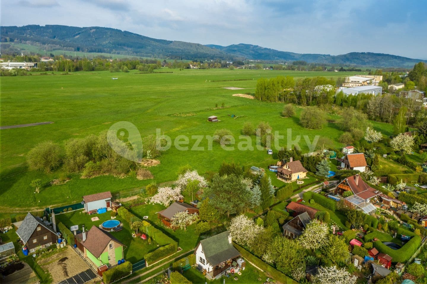 Predaj pozemku 386 m², Liberec, Liberecký kraj