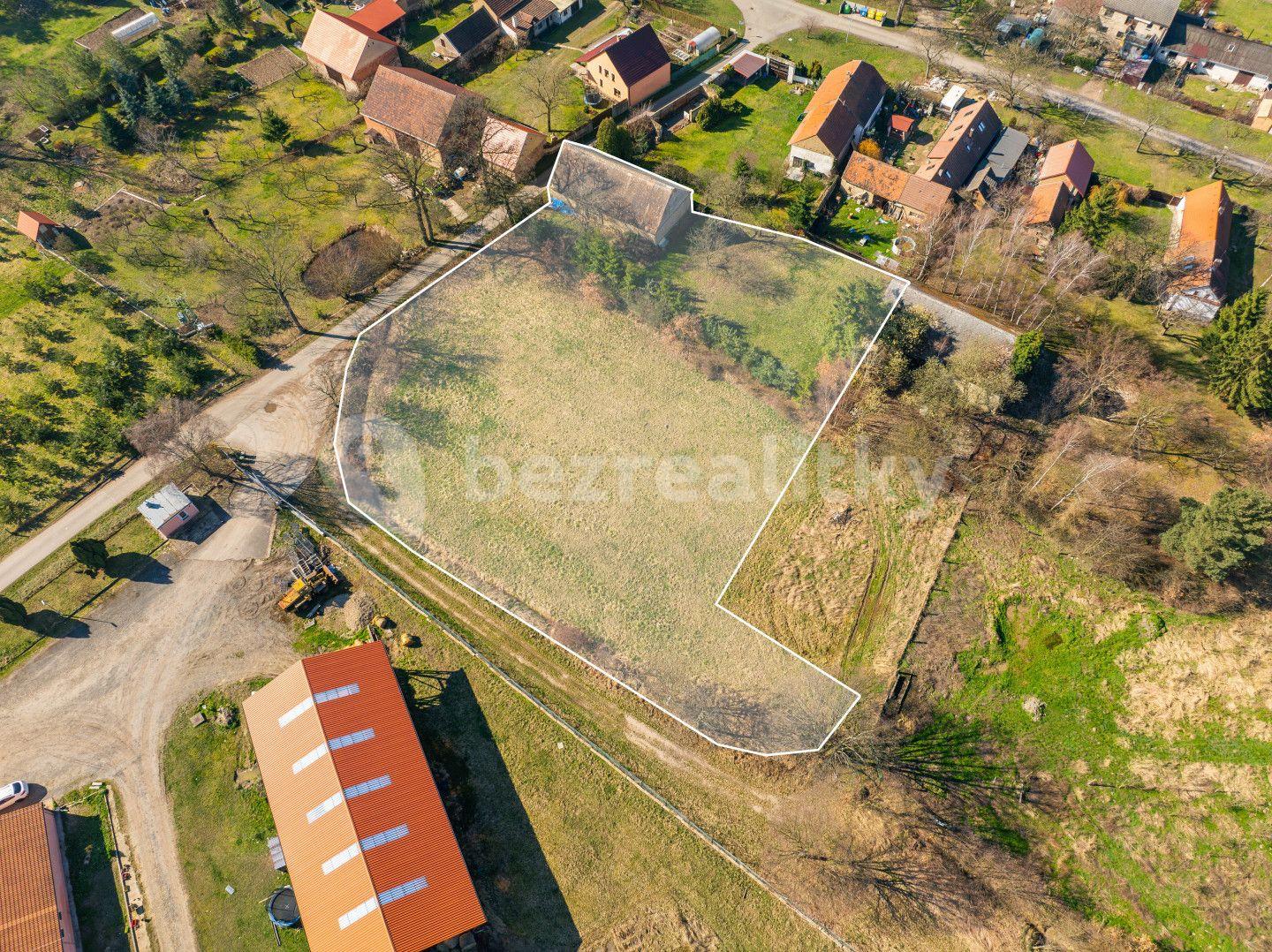 Predaj pozemku 3.702 m², Zavidov, Středočeský kraj