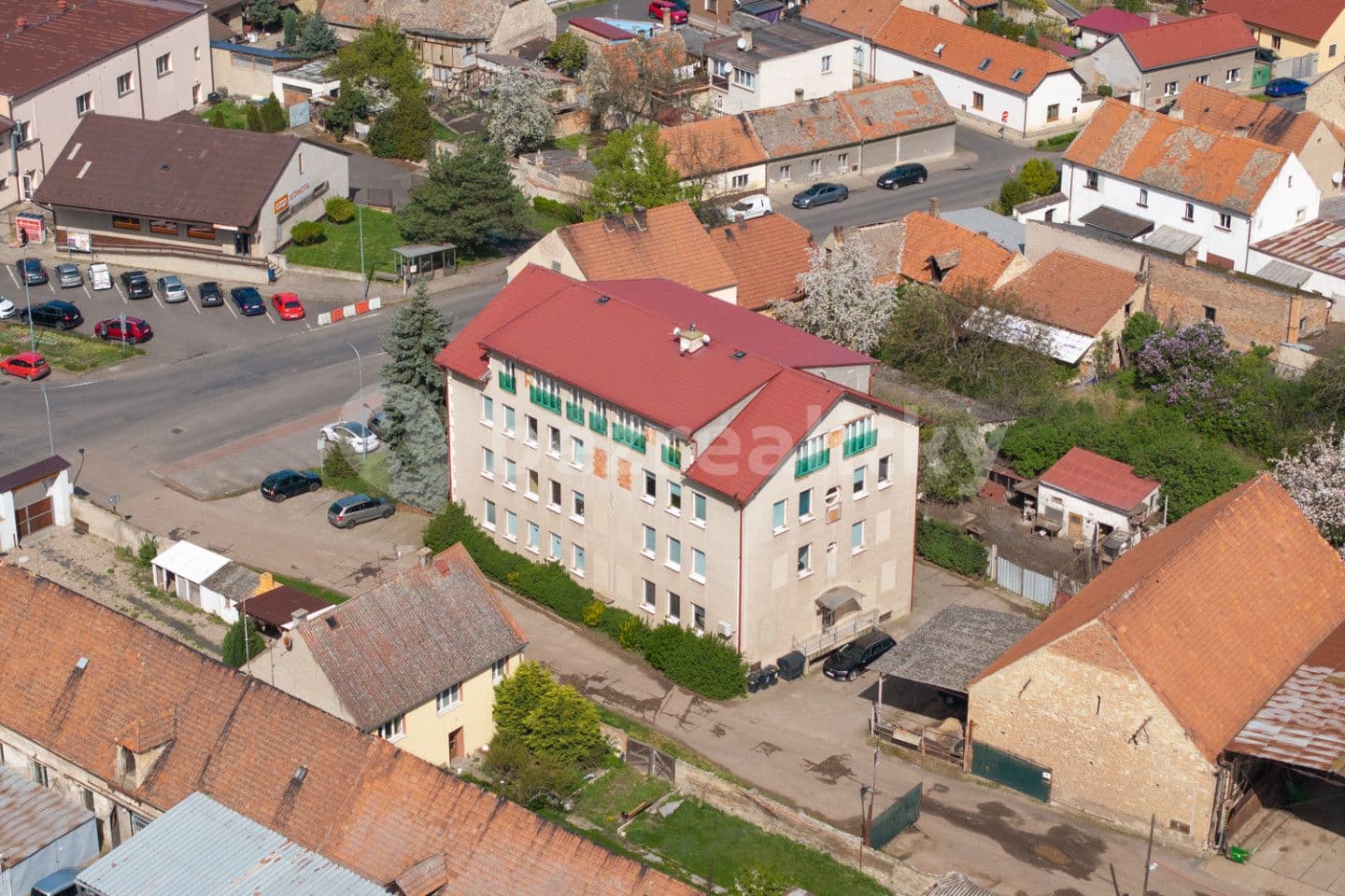 Predaj domu 1.006 m², pozemek 385 m², Dobroměřice, Ústecký kraj