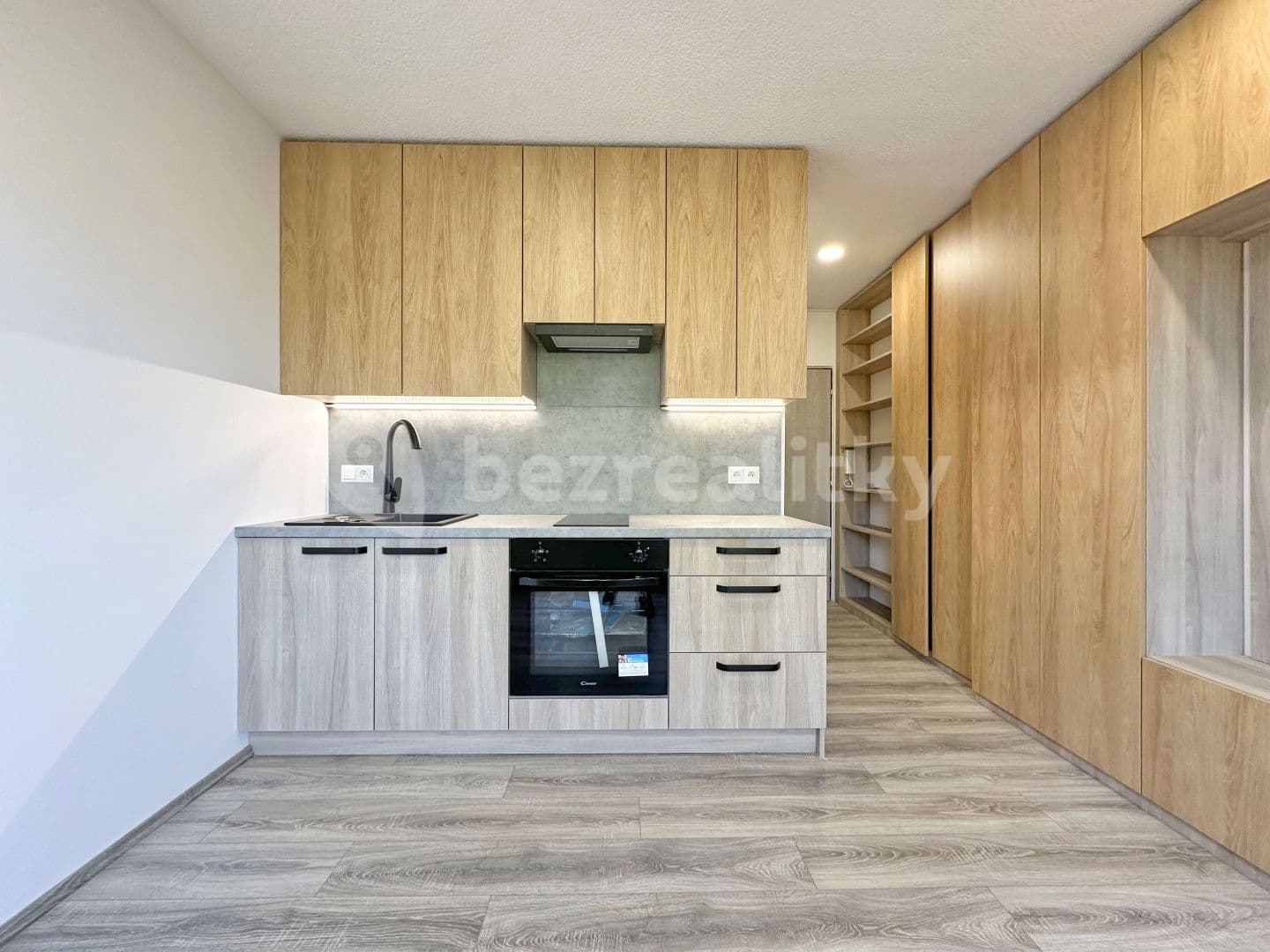 Predaj bytu 1-izbový 20 m², Dobrovodská, České Budějovice, Jihočeský kraj