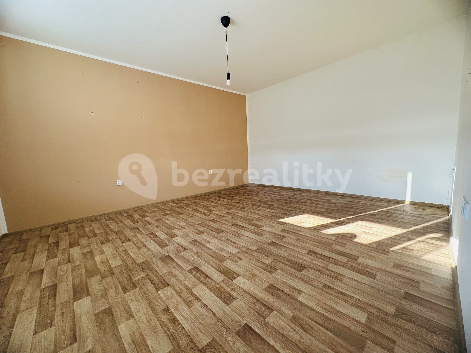 Prenájom bytu 1-izbový 42 m², Myslbekova, Ostrava, Moravskoslezský kraj