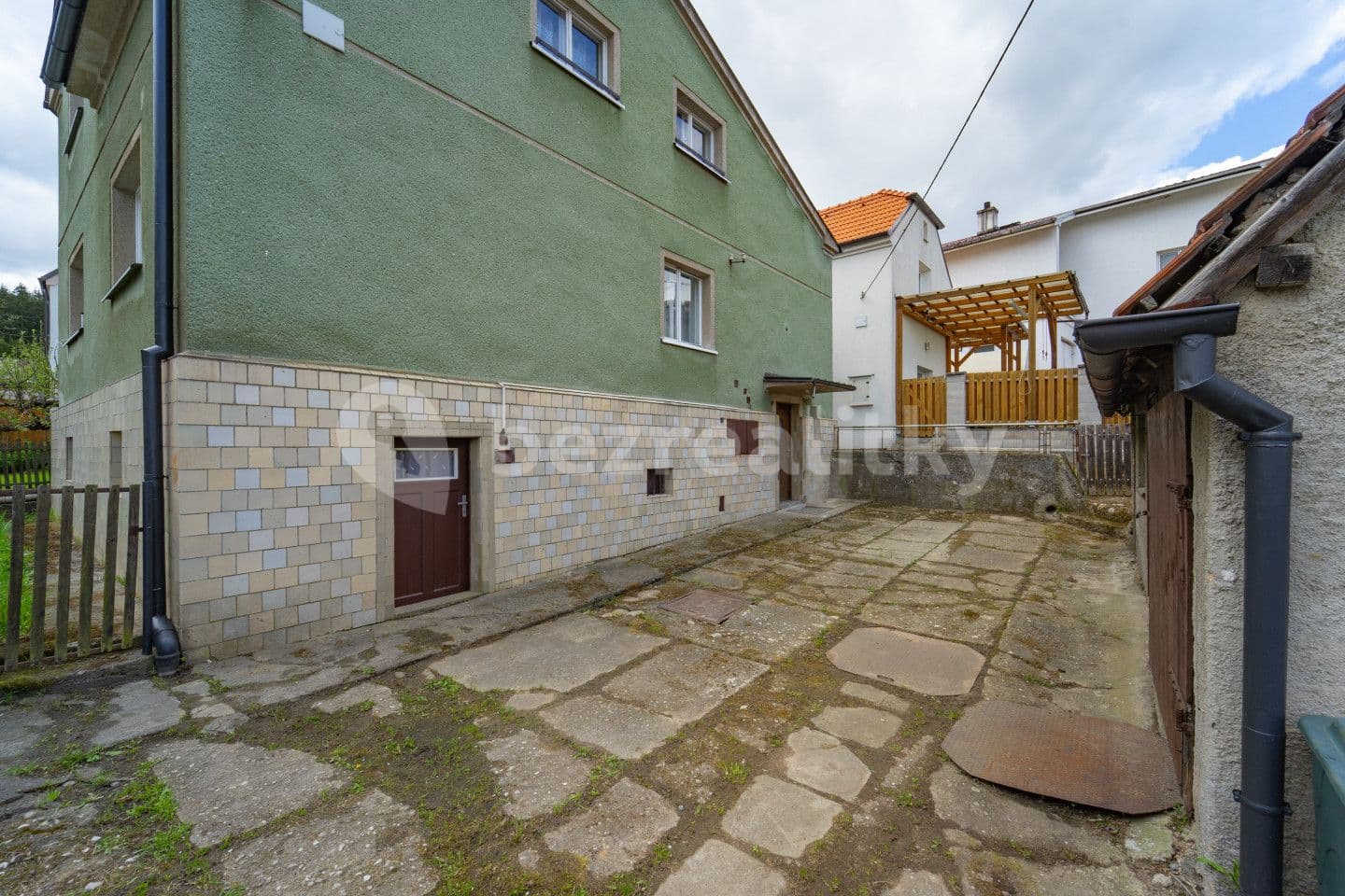 Predaj domu 170 m², pozemek 272 m², Ke Kolu, Plasy, Plzeňský kraj