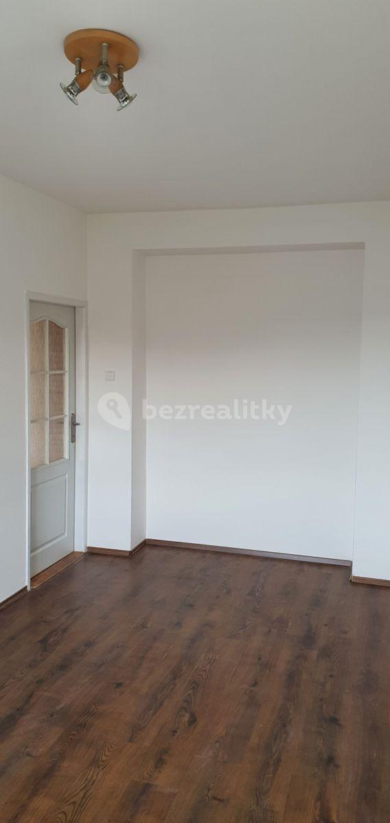 Prenájom bytu 3-izbový 69 m², Příčná, Vsetín, Zlínský kraj