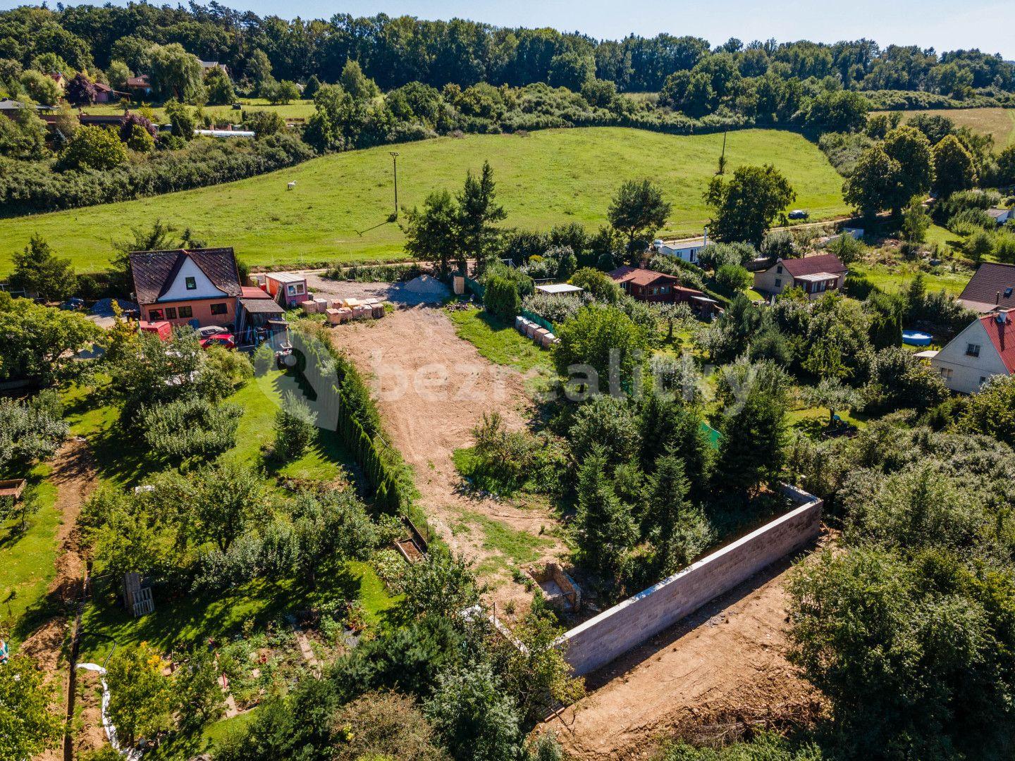 Predaj pozemku 1.436 m², Na Bořích, Zadní Třebaň, Středočeský kraj