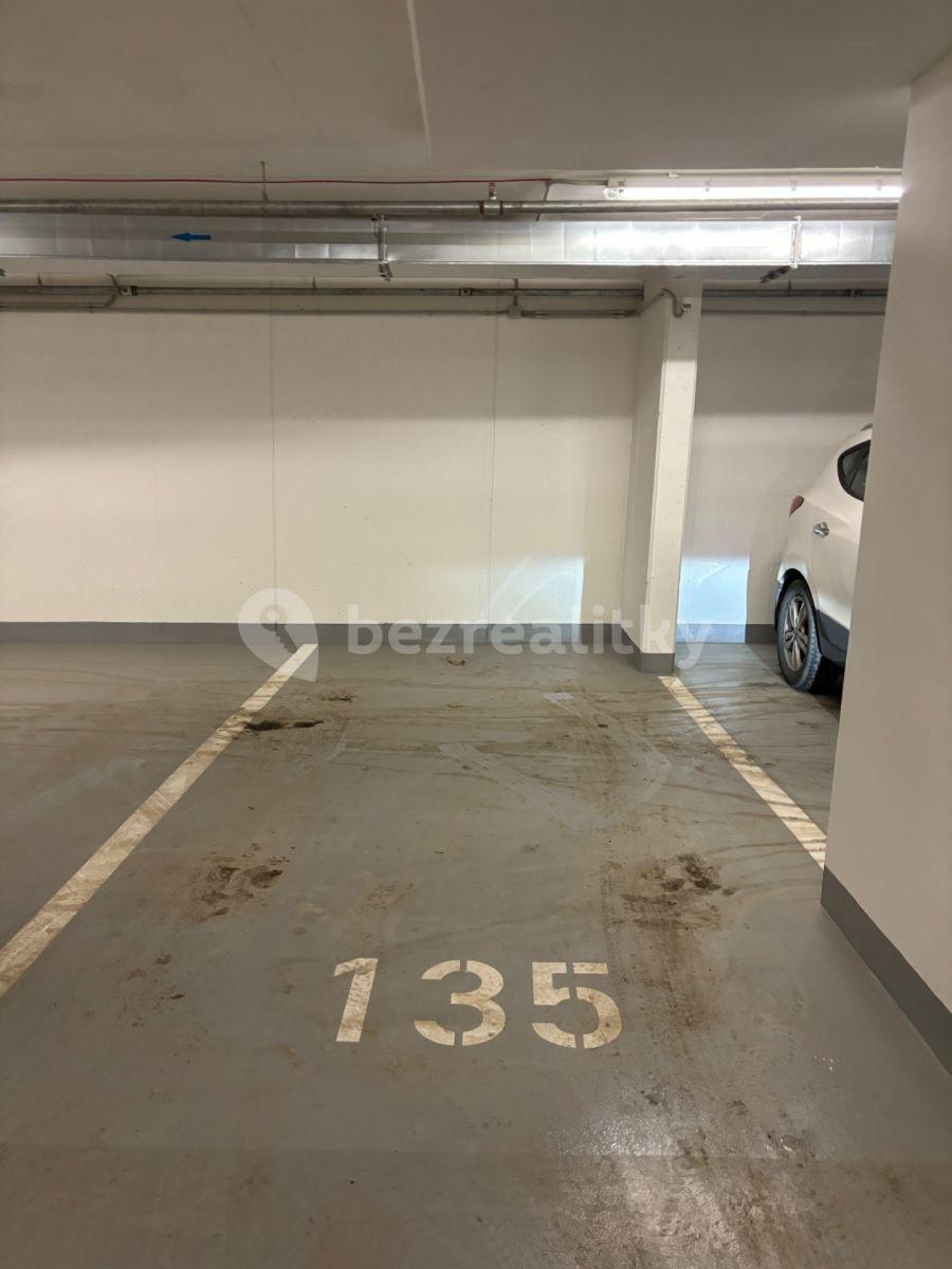 Prenájom garáže 12 m², Šternovská, Praha, Praha