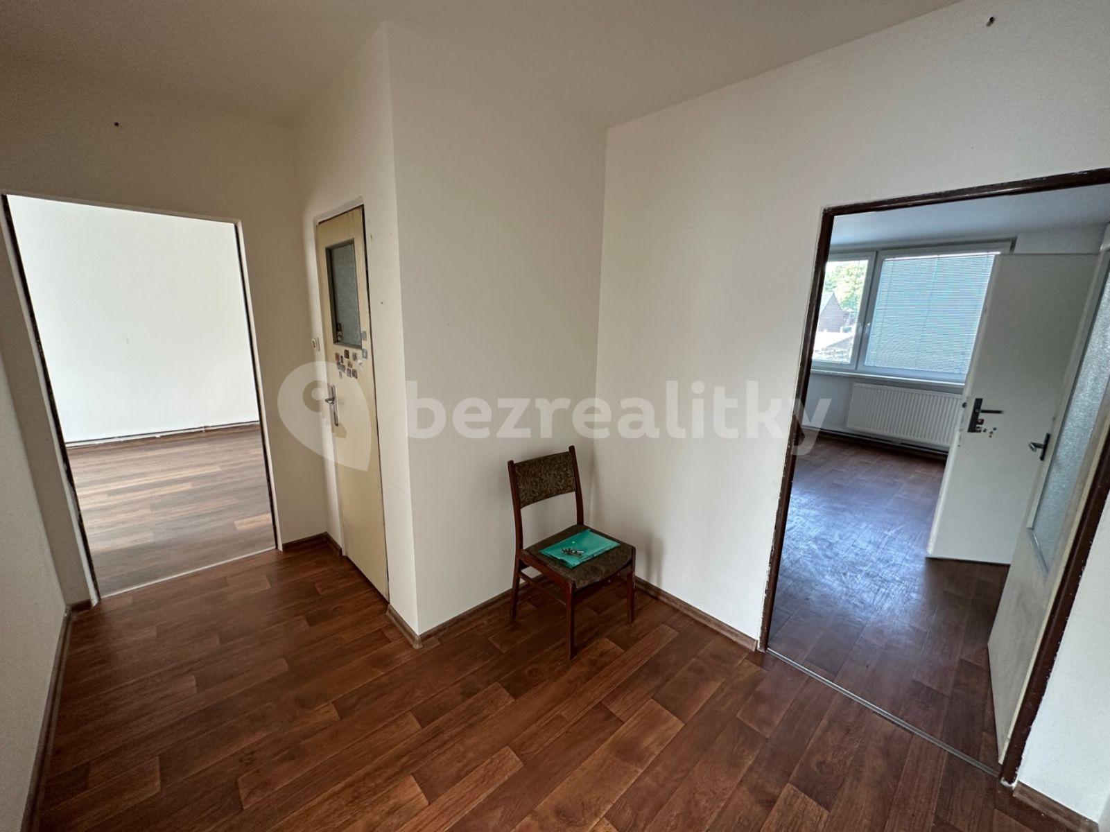 Prenájom bytu 3-izbový 90 m², Huzová, Olomoucký kraj