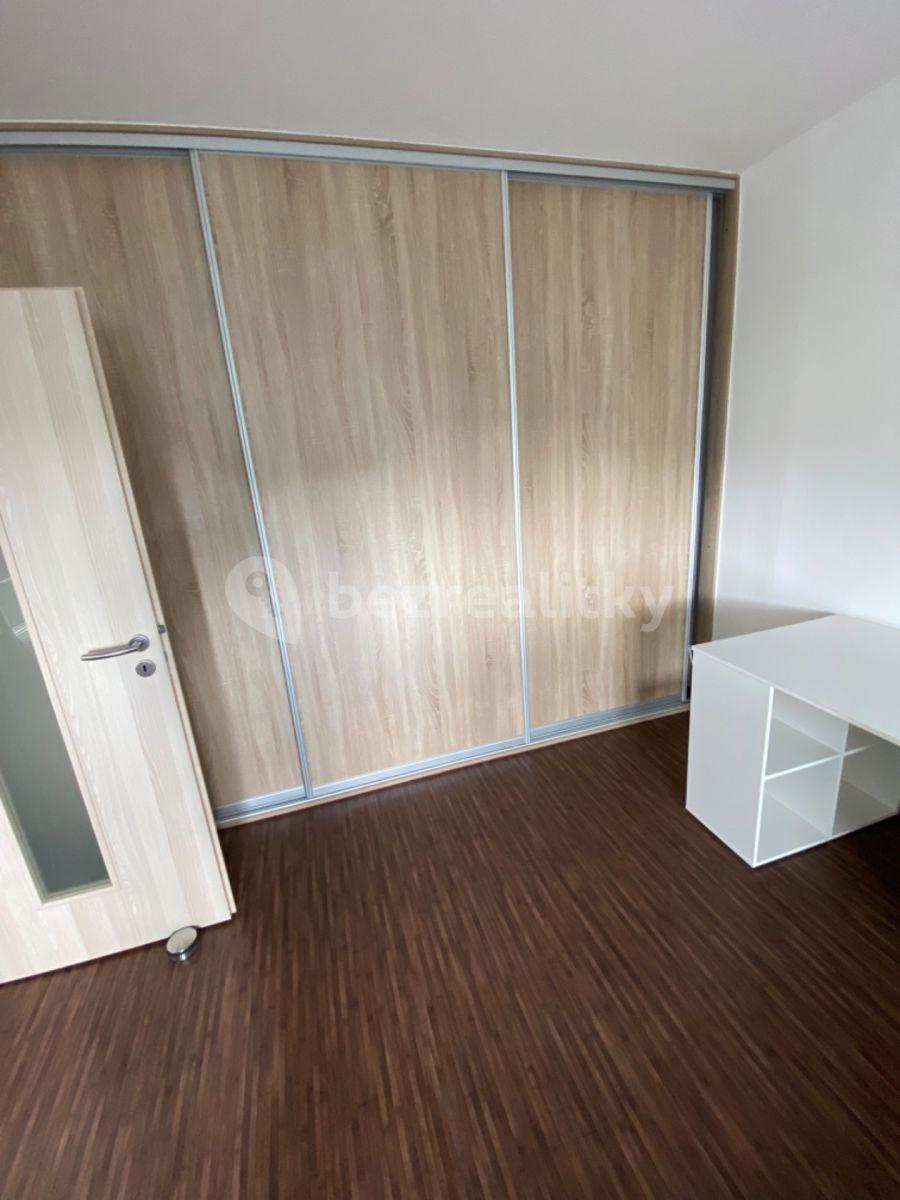 Prenájom bytu 1-izbový 39 m², Elišky Krásnohorské, Plzeň, Plzeňský kraj