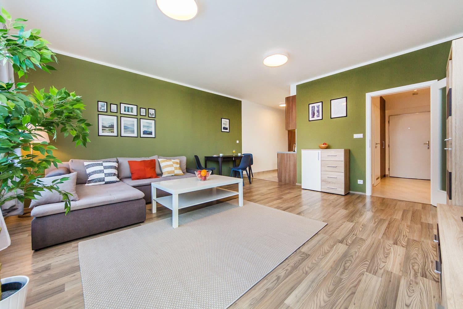 Prenájom bytu  65 m², Švehlova, Praha, Praha