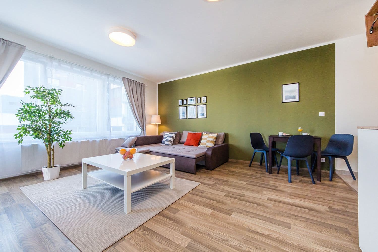 Prenájom bytu  65 m², Švehlova, Praha, Praha
