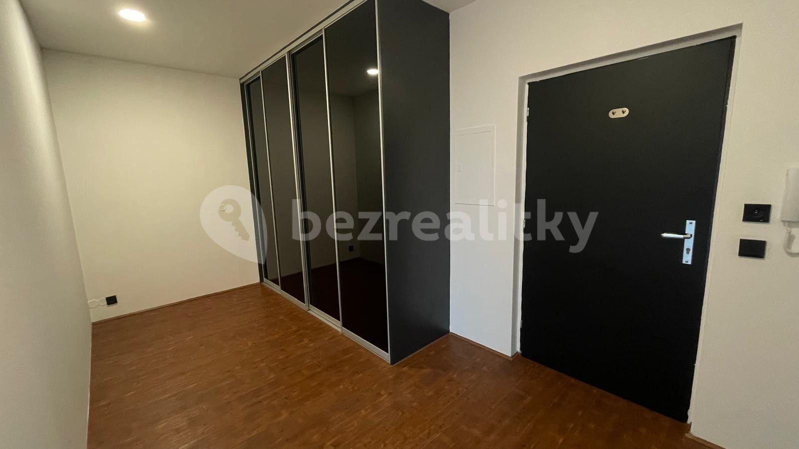 Prenájom bytu 2-izbový 58 m², Do Polí, Kutná Hora, Středočeský kraj