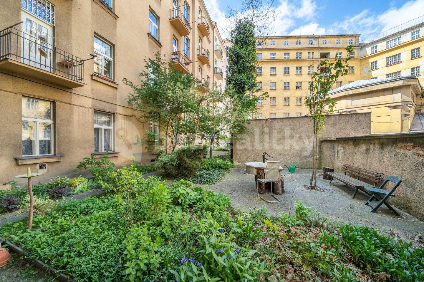 Predaj bytu 3-izbový 99 m², Zvonařova, Praha, Praha