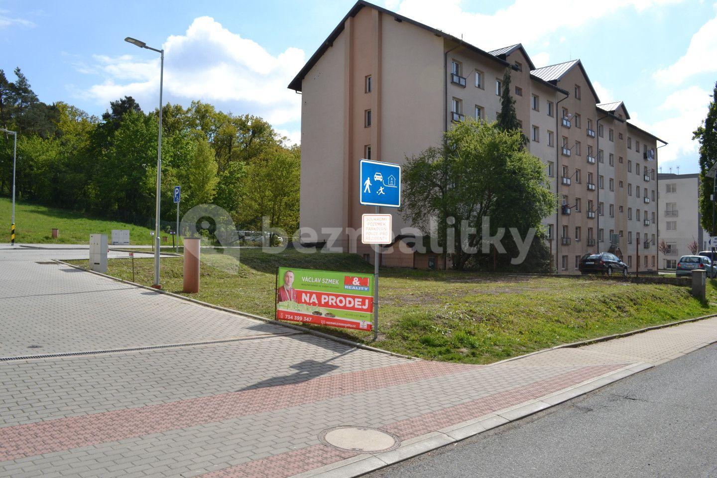 Predaj pozemku 564 m², Višňová, Milovice, Středočeský kraj