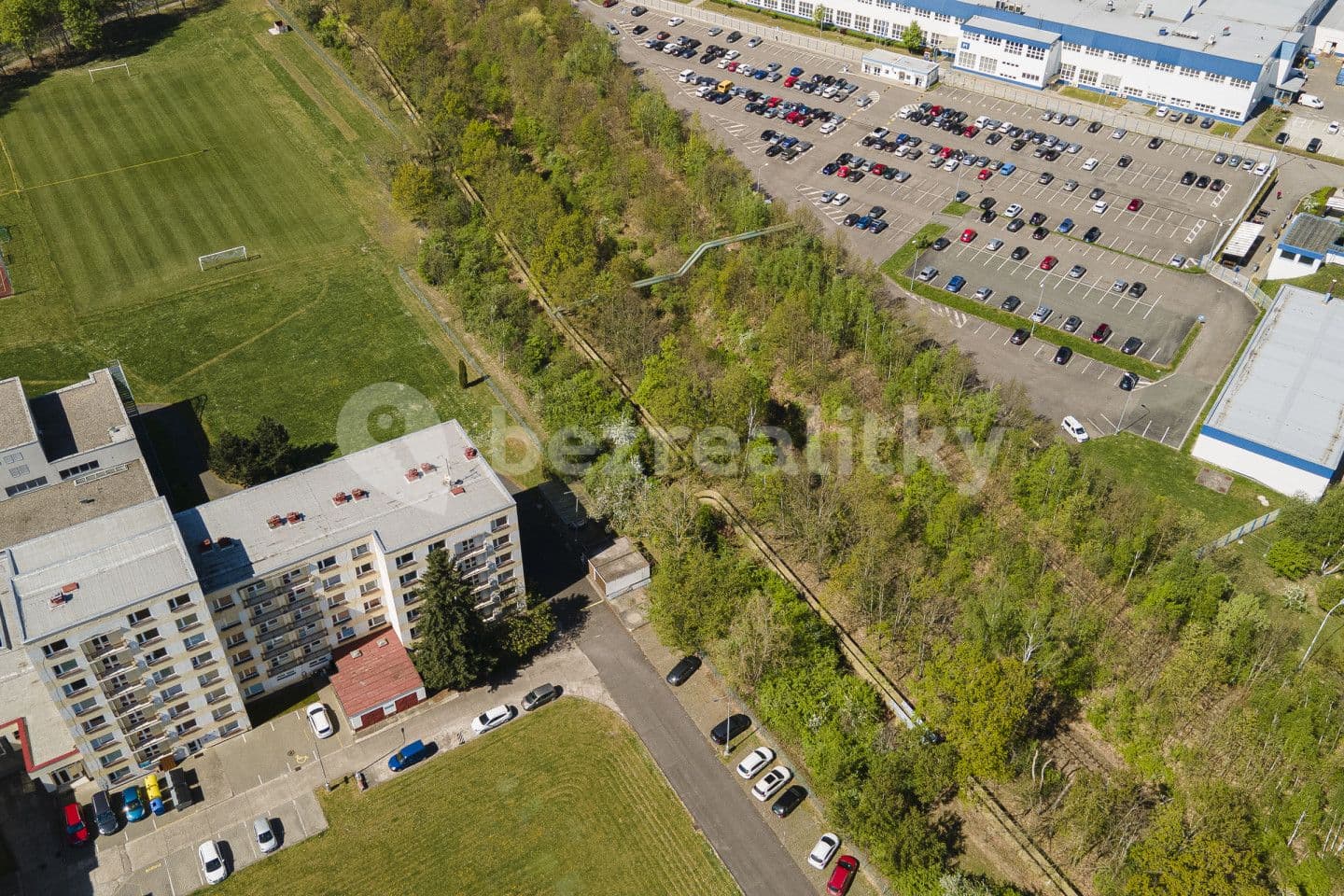 Predaj pozemku 1.066 m², Pardubice, Pardubický kraj