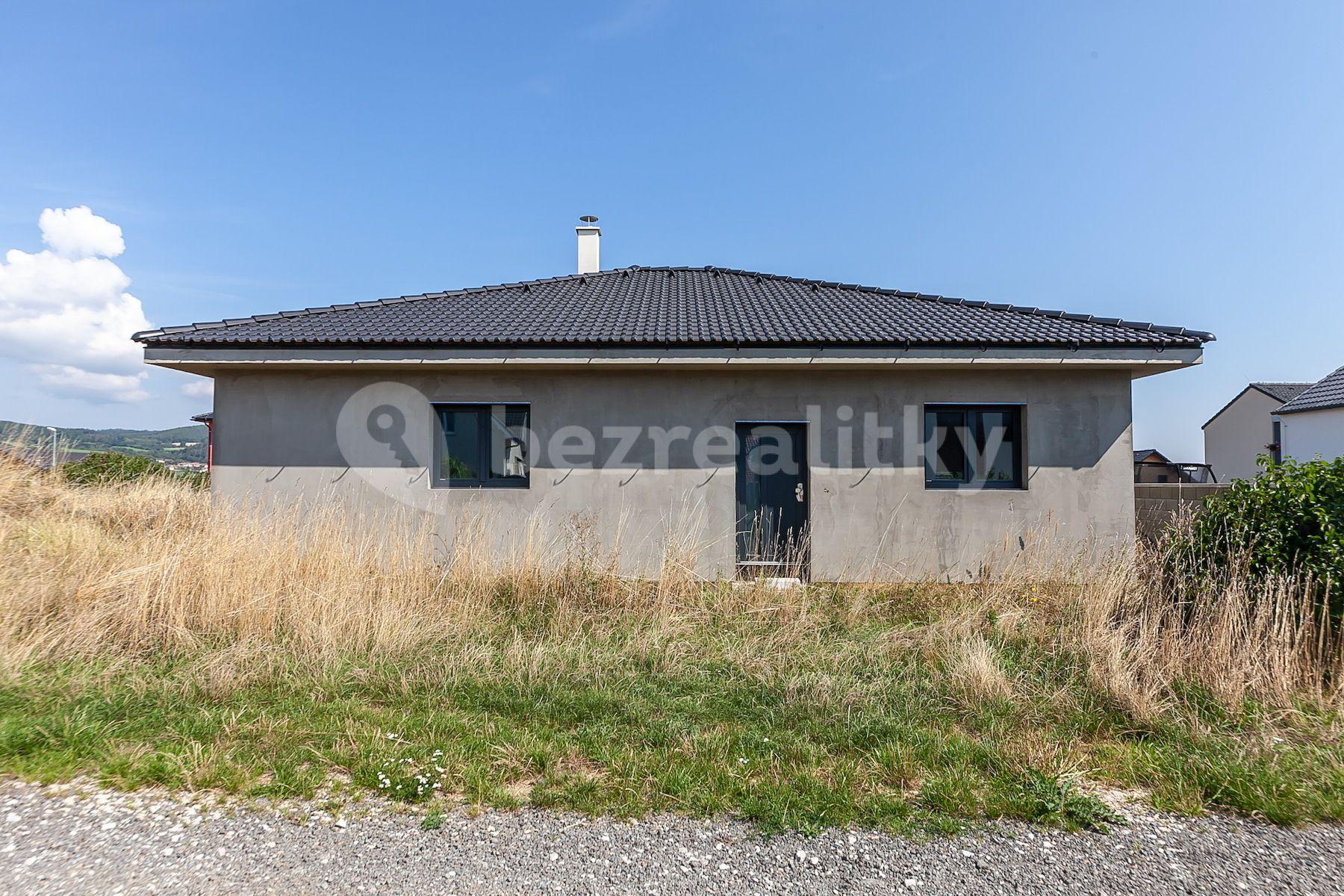 Predaj domu 118 m², pozemek 485 m², Bavoryně, Bavoryně, Středočeský kraj
