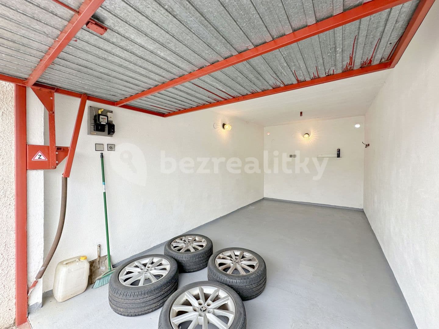 Predaj garáže 18 m², Tábor, Jihočeský kraj