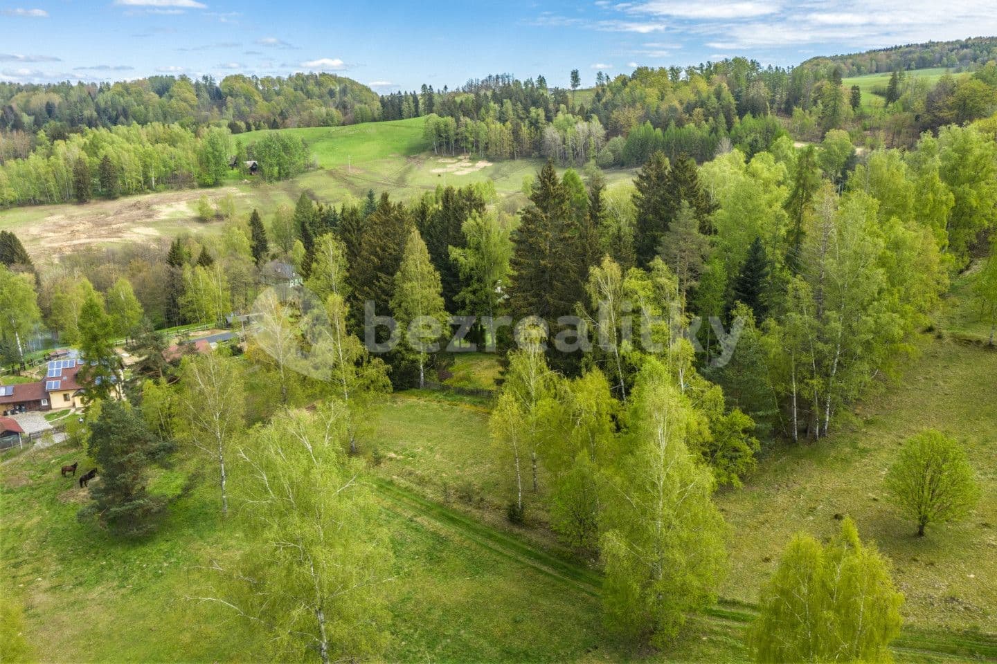 Predaj pozemku 1.901 m², Krásná Lípa, Ústecký kraj