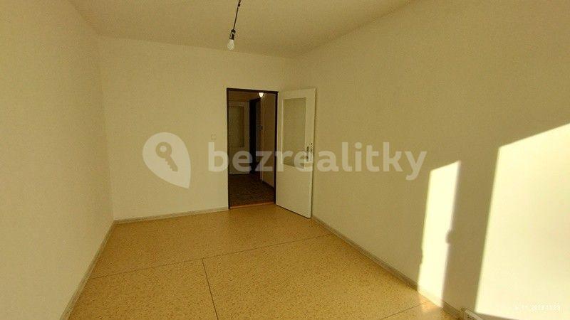 Prenájom bytu 4-izbový 100 m², Benešova, Kutná Hora, Středočeský kraj