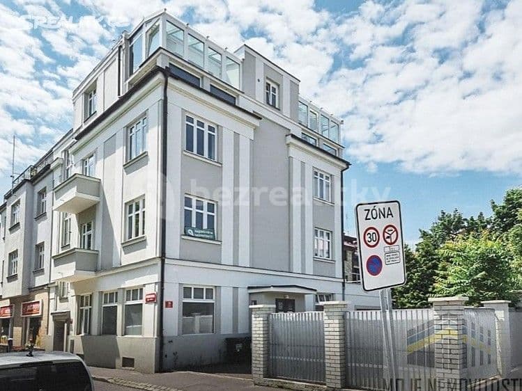 Prenájom bytu 1-izbový 58 m², Za Vokovickou vozovnou, Praha, Praha