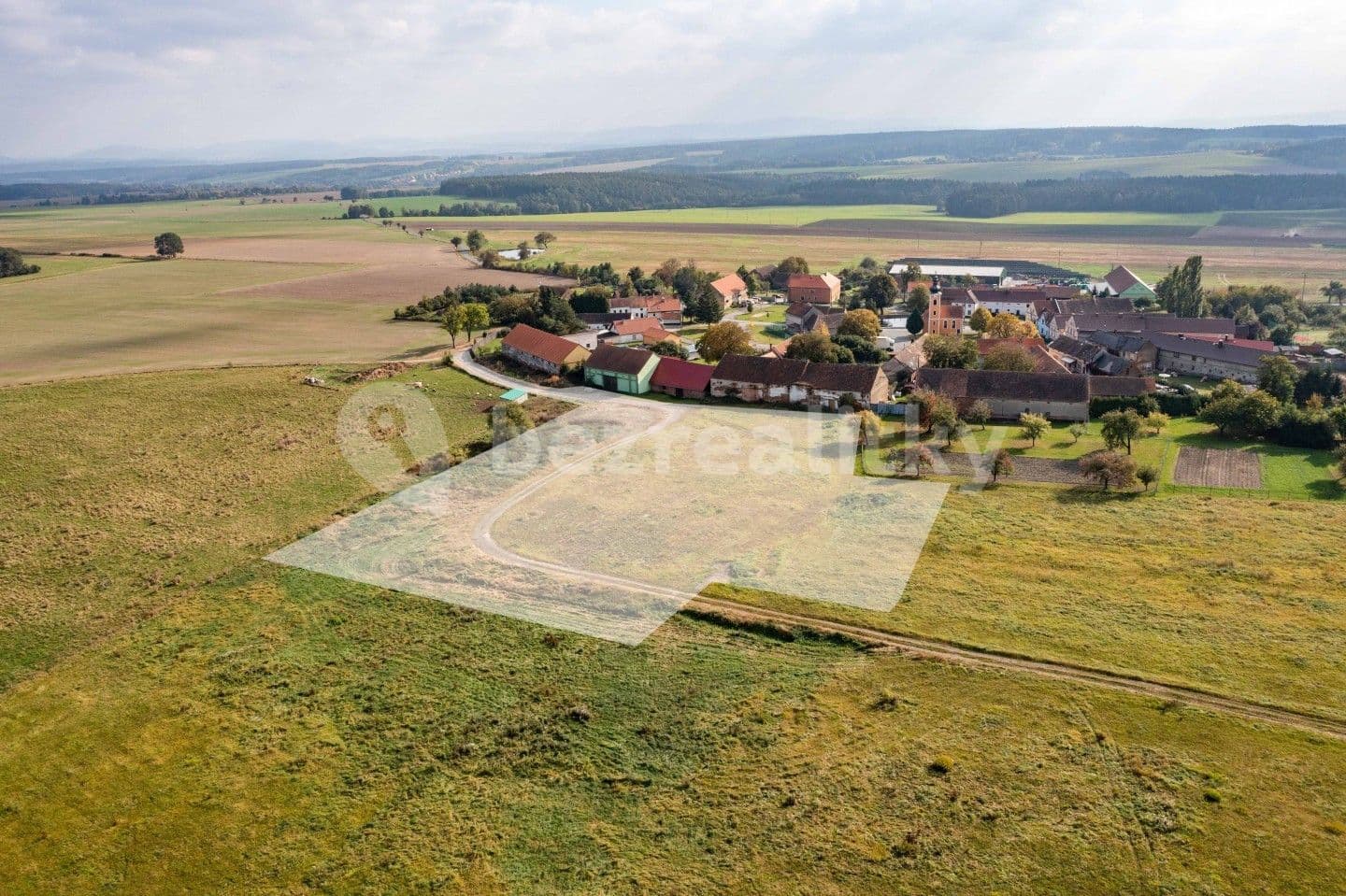Predaj pozemku 10.718 m², Velký Malahov, Plzeňský kraj