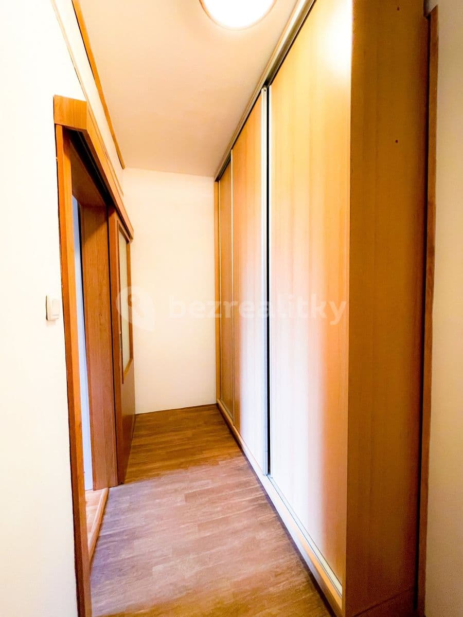 Prenájom bytu 1-izbový 45 m², Jedličkova, Ostrava, Moravskoslezský kraj