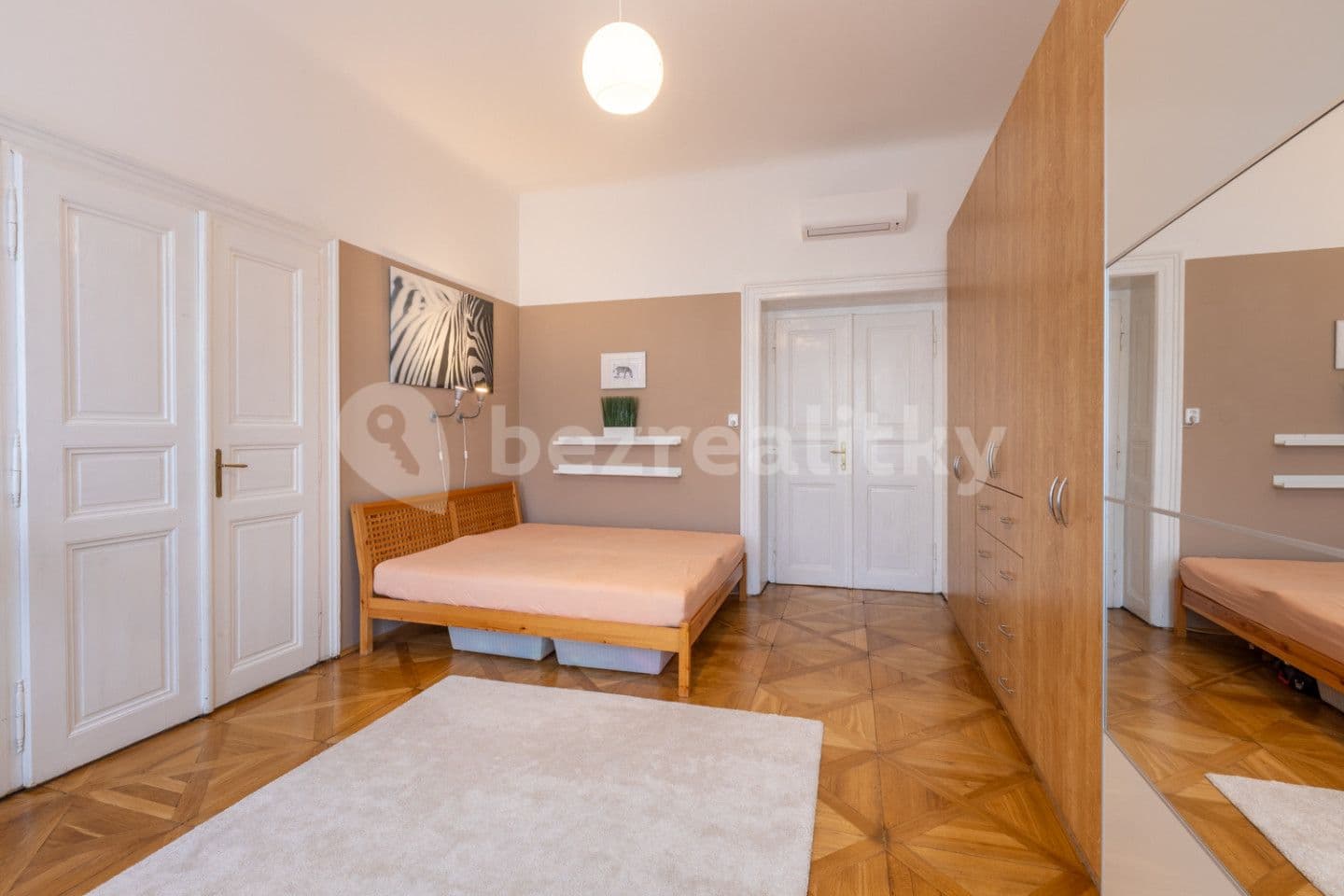 Predaj bytu 3-izbový 85 m², Palackého, Praha, Praha
