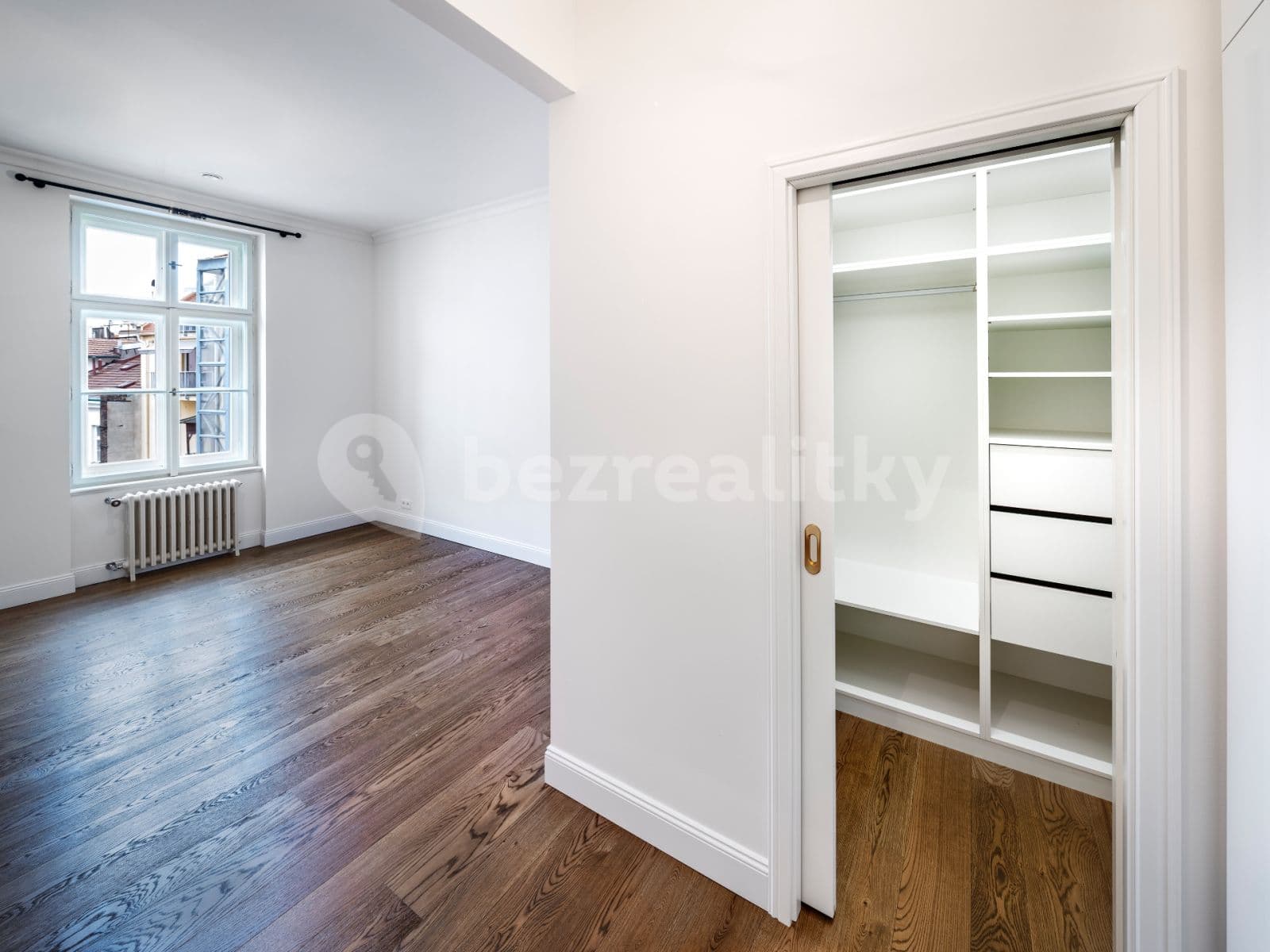 Prenájom bytu 3-izbový 112 m², Milady Horákové, Praha, Praha