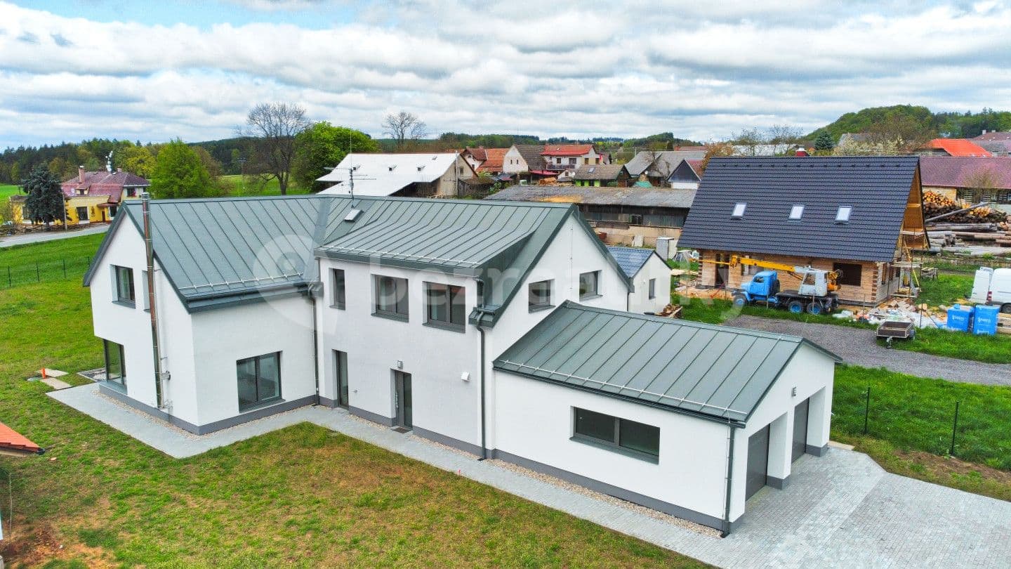 Predaj domu 256 m², pozemek 1.391 m², Vřesník, Královéhradecký kraj
