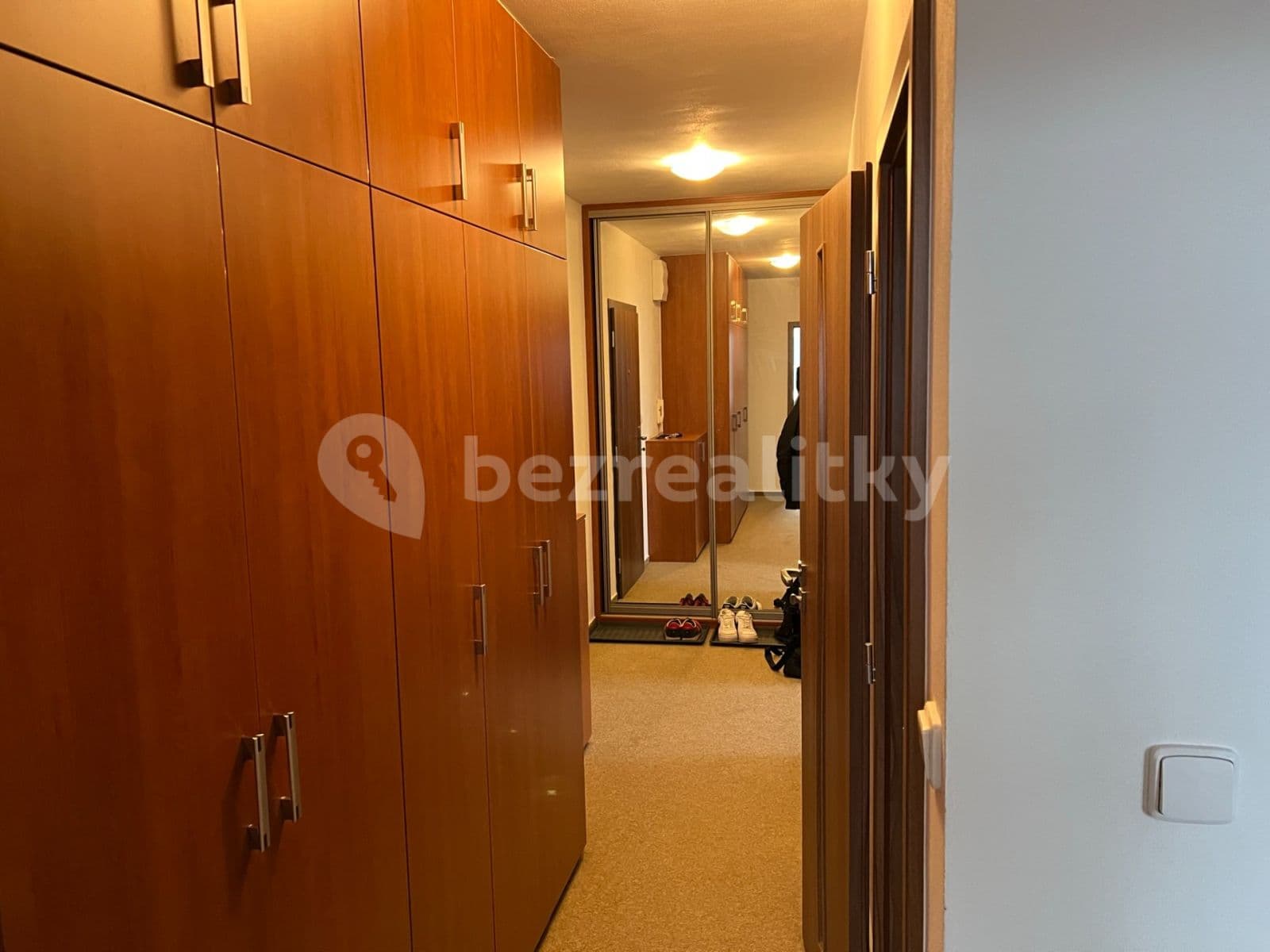 Prenájom bytu 3-izbový 61 m², Velizská, Zdice, Středočeský kraj