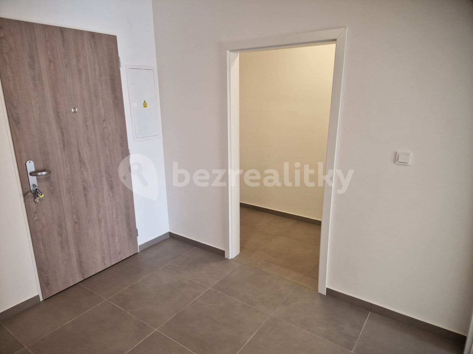 Prenájom bytu 2-izbový 62 m², Viktora Olivy, Nové Strašecí, Středočeský kraj