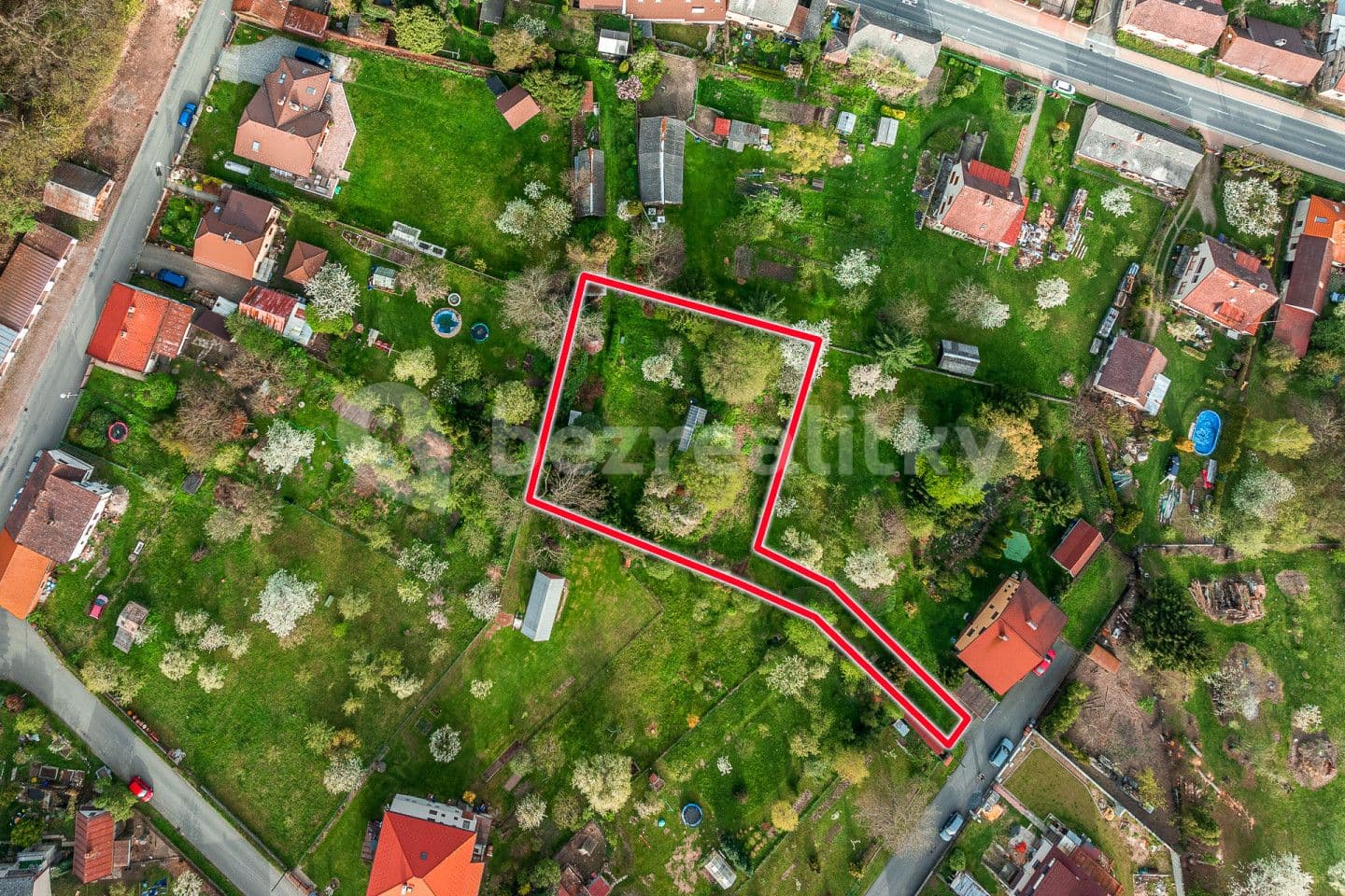 Predaj pozemku 1.130 m², Zbraslavice, Středočeský kraj