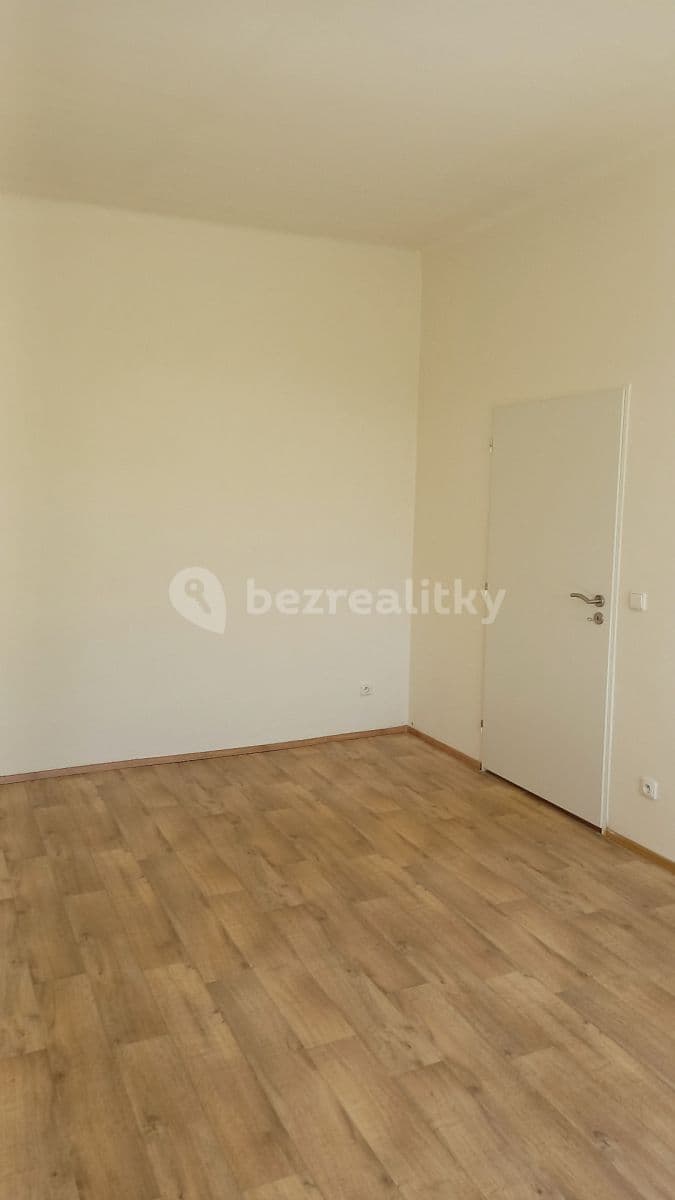 Prenájom bytu 1-izbový 31 m², Karáskovo náměstí, Brno, Jihomoravský kraj