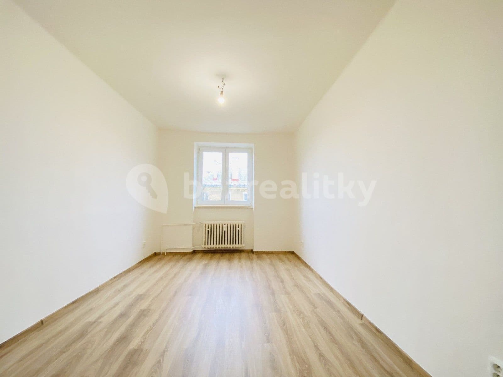 Prenájom bytu 2-izbový 54 m², Čs. exilu, Ostrava, Moravskoslezský kraj