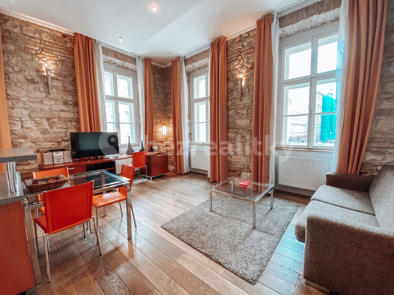 Prenájom bytu 2-izbový 53 m², Rybná, Praha, Praha